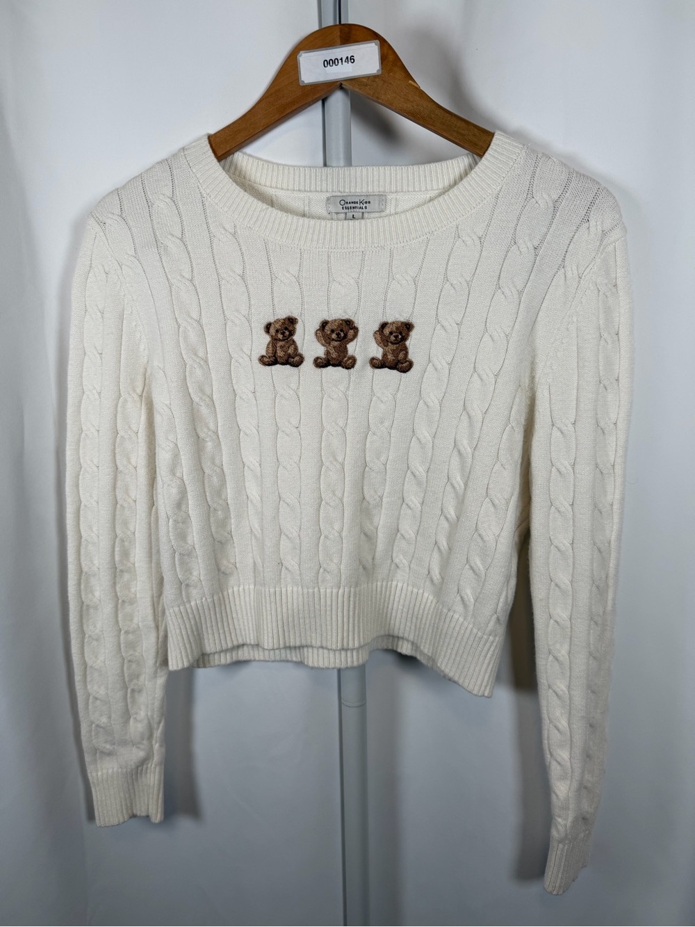 Orange Kiss Essentials Teddy Bear Cable Knit Sweater Women’s Large Ivory Croppe